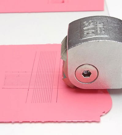 chọn lưỡi dao cho dụng cụ kiểm tra độ bám dính sơn chọn lưỡi dao cho dụng cụ kiểm tra độ bám dính sơn