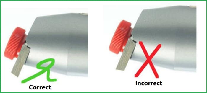 Cách lắp lưỡi dao đúng cho dụng cụ đo độ bám dính sơn CC2000